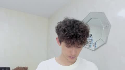 Mikebelf4 online show from January 18, 8:11 pm