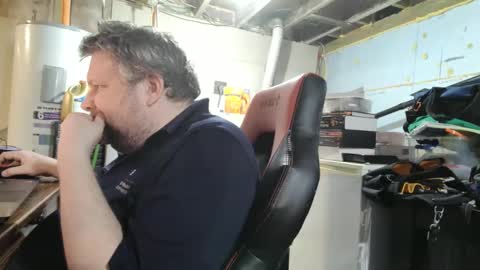mikejws online show from October 3, 6:13 pm