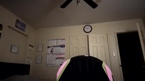 Snapshot of mikemikemikey9996 chatting on October 24, 1:51 am mikemikemikey9996 online show from October 24, 1:51 am