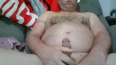 Snapshot of mikes6inch chatting on February 6, 6:18 am mikes6inch online show from February 6, 6:18 am