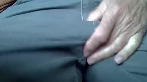 Snapshot of mikeybed chatting on October 3, 2:33 pm mikeybed online show from October 3, 2:33 pm