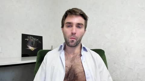 Snapshot of mikhaaaeel chatting on February 5, 2:05 pm Mikhail online show from February 5, 2:05 pm