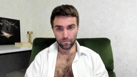Snapshot of mikhaaaeel chatting on January 16, 1:36 pm Mikhail online show from January 16, 1:36 pm