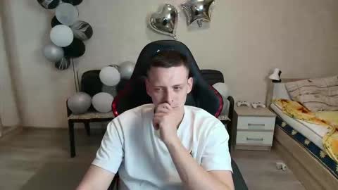 Michael online show from June 10, 9:26 pm
