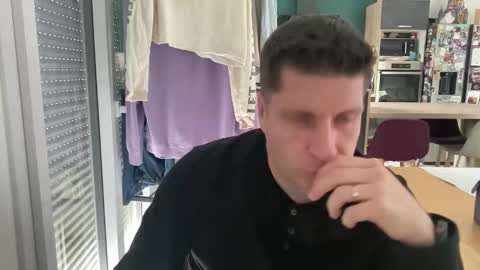 miklp8463 online show from March 30, 11:44 am