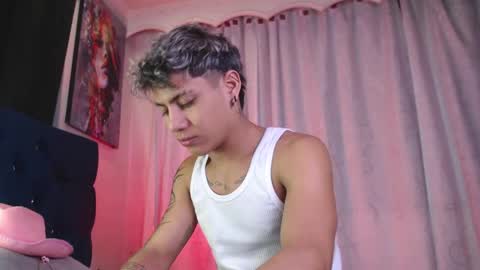 Milan Anxel online show from April 26, 1:36 am