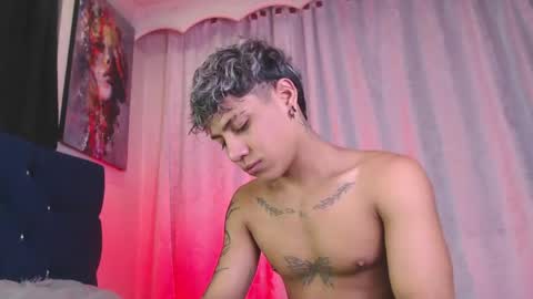 Milan Anxel online show from April 25, 1:41 am