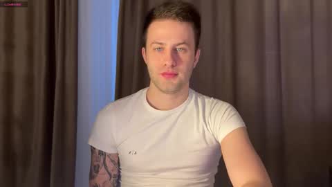 milanasugar online show from November 18, 5:11 am