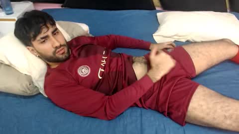 milanzaire online show from October 19, 12:26 am