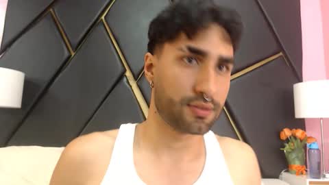 Snapshot of milanzaire chatting on October 9, 11:09 pm milanzaire online show from October 9, 11:09 pm