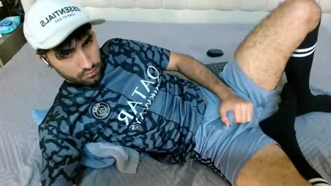 milanzaire online show from December 15, 11:35 pm