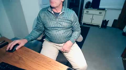 Milehi1958 online show from January 7, 3:33 am