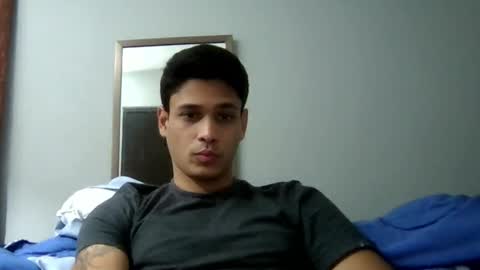 Snapshot of milesmboy chatting on February 20, 8:47 pm milesmboy online show from February 20, 8:47 pm