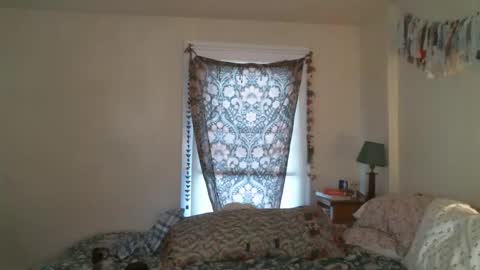 Miles Blade online show from November 12, 7:52 pm