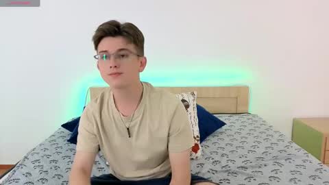 Miles online show from May 14, 4:54 am