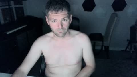 milf_hunter567 online show from October 17, 3:10 am