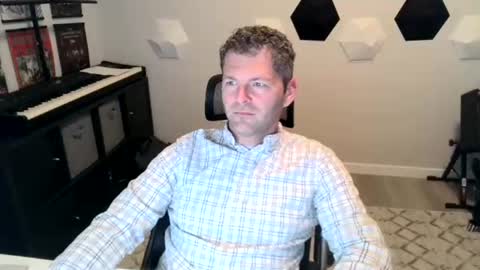 milf_hunter567 online show from October 31, 8:34 pm