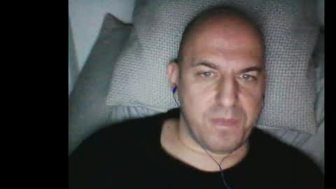 Snapshot of milkiwaay chatting on December 3, 11:24 pm Milkiwaay online show from December 3, 11:24 pm