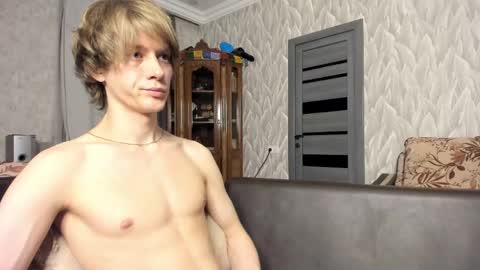 Isaac online show from April 26, 6:38 pm