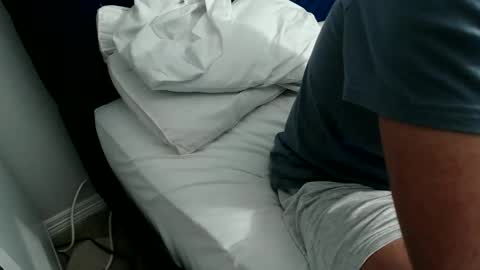 milkshake1_2 online show from February 18, 10:47 pm