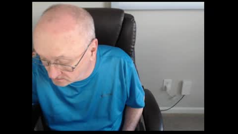 millenium0129 online show from April 29, 6:36 pm