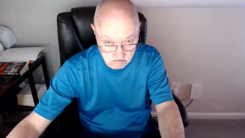 millenium0129 online show from June 7, 12:39 am