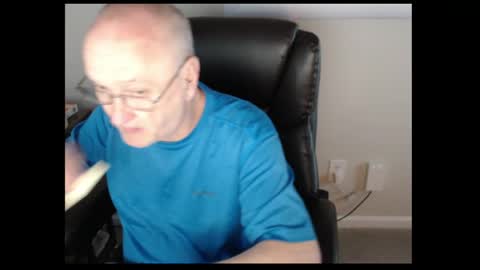 millenium0129 online show from April 29, 12:26 am