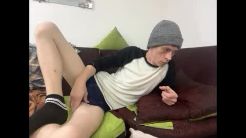 Snapshot of millerjdm chatting on October 20, 10:13 pm SlimnHungOH online show from October 20, 10:13 pm