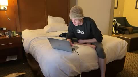 Snapshot of millerjdm chatting on January 6, 10:05 pm SlimnHungOH online show from January 6, 10:05 pm