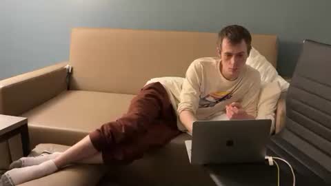 Snapshot of millerjdm chatting on December 16, 8:52 am SlimnHungOH online show from December 16, 8:52 am