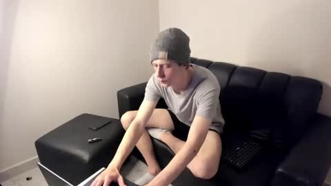 SlimnHungOH online show from April 25, 2:36 am