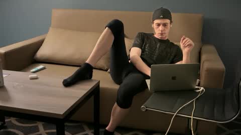 Snapshot of millerjdm chatting on December 14, 7:36 pm SlimnHungOH online show from December 14, 7:36 pm
