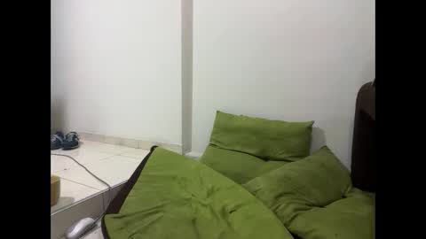 Snapshot of millerjdm chatting on October 26, 11:07 pm SlimnHungOH online show from October 26, 11:07 pm