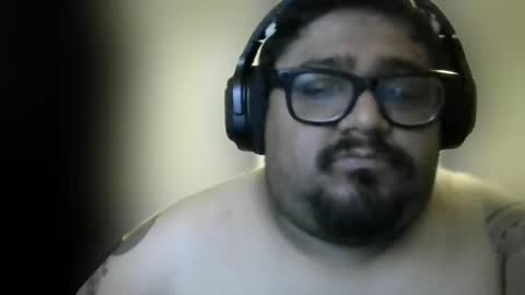 Snapshot of milo69966 chatting on October 21, 5:21 am milo69966 online show from October 21, 5:21 am