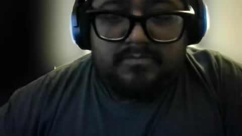 milo69966 online show from April 11, 2:19 am