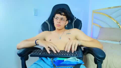milo_sttorm online show from May 11, 4:04 pm