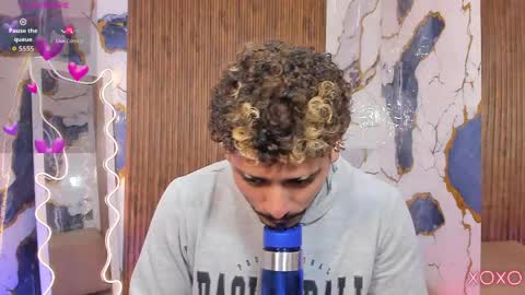 milo_tay online show from April 10, 2:51 am