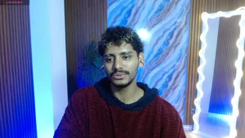 milo_tay online show from April 11, 7:45 am