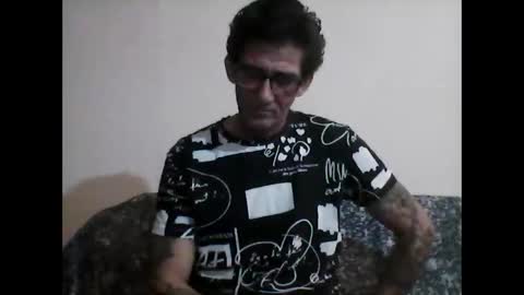 milojkolud online show from February 21, 2:59 pm