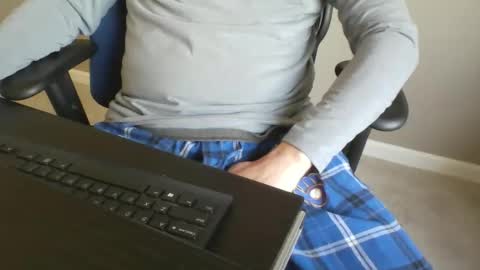 milwaukeebadger24 online show from May 6, 12:17 pm