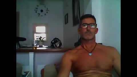 Snapshot of mindthestep chatting on October 8, 3:49 pm MIND online show from October 8, 3:49 pm