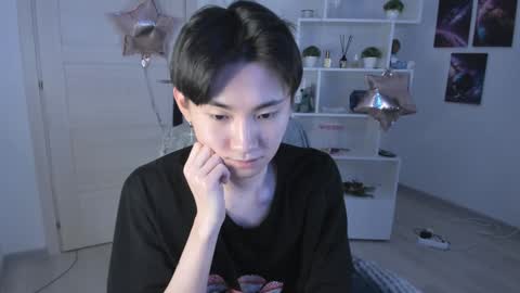 Snapshot of miram_yoo chatting on January 23, 6:39 am online show from January 23, 6:39 am