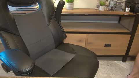 MISTER DILF  online show from January 14, 8:56 pm