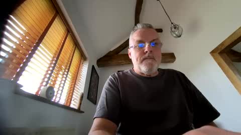 Snapshot of misterblivs chatting on February 19, 2:34 pm Misterblivs online show from February 19, 2:34 pm