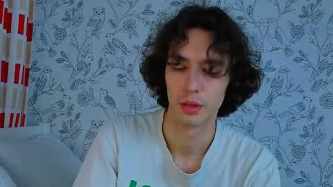 MitchelKors online show from April 13, 4:40 pm