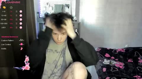 MeowMiku online show from March 15, 7:05 am