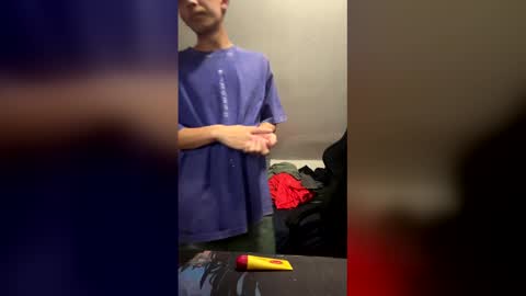 mizukix300 online show from April 8, 12:00 am