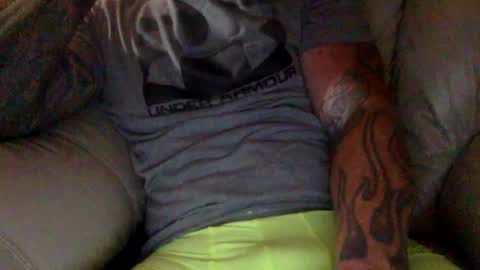 Snapshot of mjg175 chatting on October 6, 9:41 pm SexyRed online show from October 6, 9:41 pm