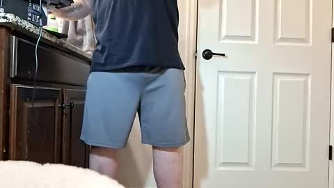 hoodyhoo online show from February 12, 7:36 am