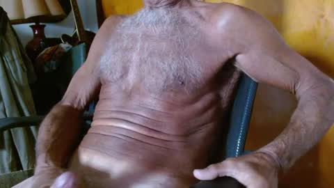 Snapshot of mjmadurengue chatting on February 11, 8:31 pm Mario jose online show from February 11, 8:31 pm